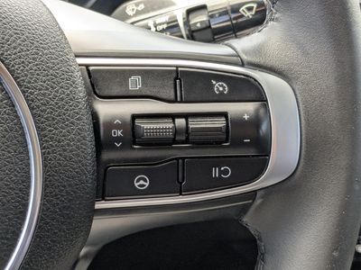 2022 Kia K5 - Photo 25