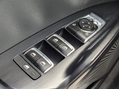 2022 Kia K5 - Photo 23