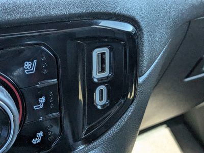 2024 Chevrolet Silverado 3500HD - Photo 22