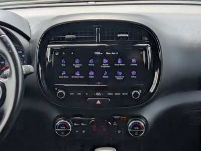 2022 Kia Soul - Photo 18