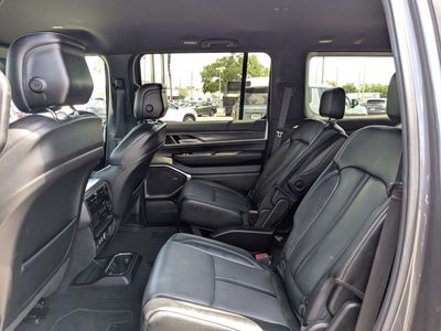 2024 Jeep Wagoneer - Photo 14