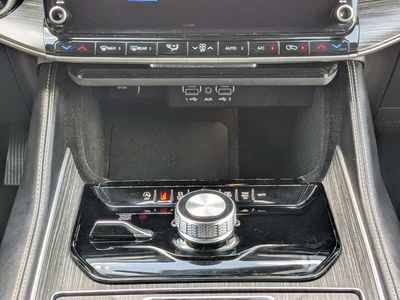2024 Jeep Wagoneer - Photo 21