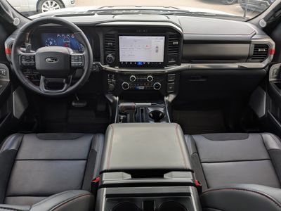 2025 Ford F-150 - Photo 15