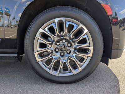 2023 GMC Yukon XL - Photo 9