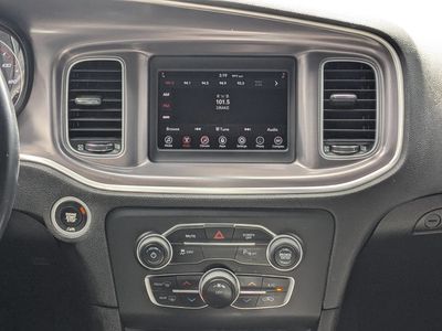 2021 Dodge Charger - Photo 17