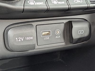 2019 Hyundai Veloster - Photo 22