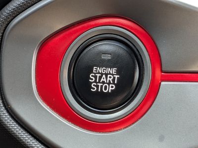 2019 Hyundai Veloster - Photo 29