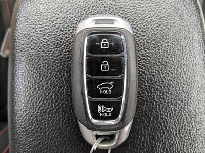 2019 Hyundai Veloster - Photo 30