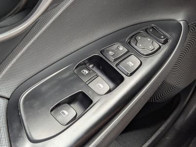 2019 Hyundai Veloster - Photo 23