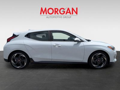2019 Hyundai Veloster - Photo 3