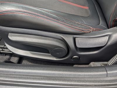 2019 Hyundai Veloster - Photo 19