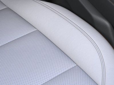2026 Chevrolet Traverse - Photo 21