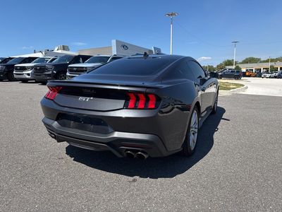 2024 Ford Mustang - Photo 2