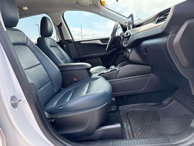 2022 Ford Escape - Photo 10