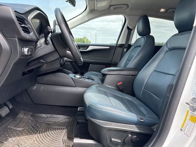 2022 Ford Escape - Photo 6