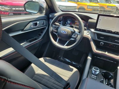2025 Ford Explorer - Photo 12