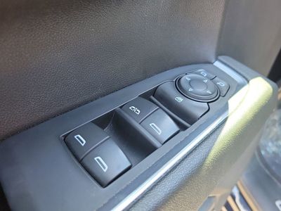 2023 Chevrolet Silverado 1500 — photo 16 view