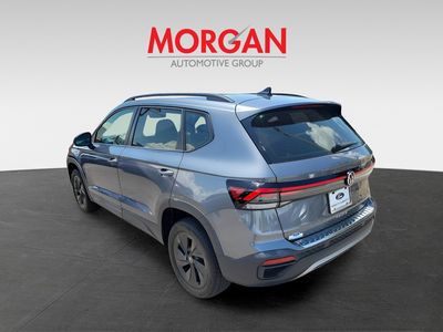2025 Volkswagen Taos - Photo 3
