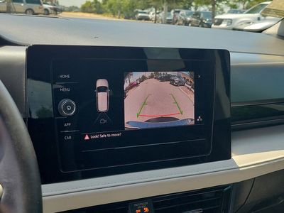 2025 Volkswagen Taos - Photo 22