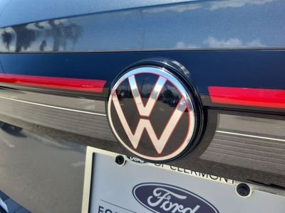 2025 Volkswagen Taos - Photo 7
