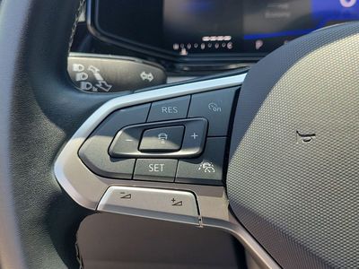 2025 Volkswagen Taos - Photo 19