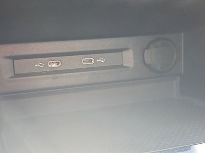 2025 Volkswagen Taos - Photo 26