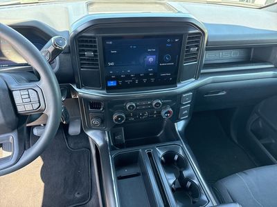 2025 Ford F-150 - Photo 8