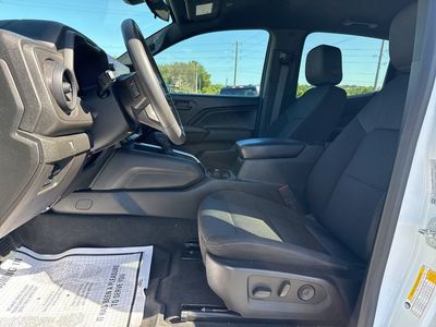 2023 Chevrolet Colorado - Photo 6