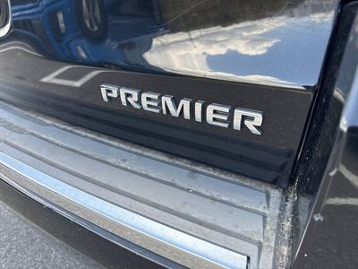 2019 Chevrolet Suburban - Photo 12