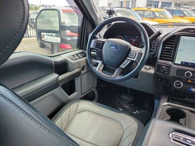 2022 Ford F-450SD - Photo 13