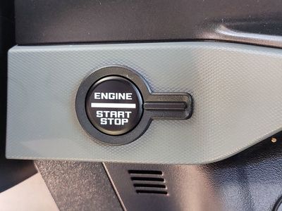 2023 Ford Bronco - Photo 29