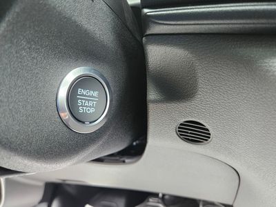2026 Ford Transit-150 - Photo 16