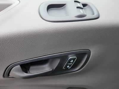 2026 Ford Transit-150 - Photo 11