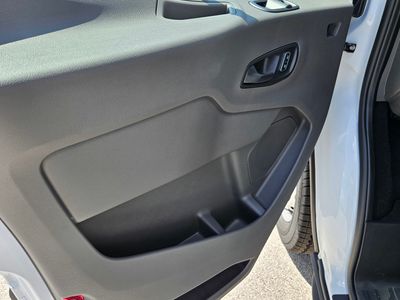 2025 Ford Transit-350 - Photo 12