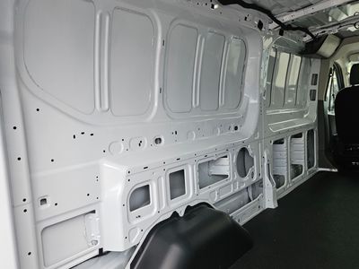 2025 Ford Transit-150 - Photo 22