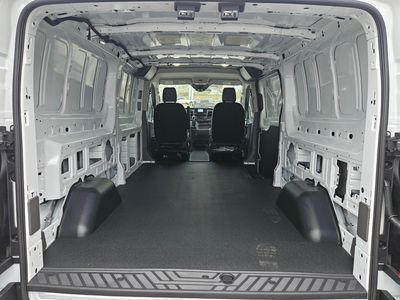 2025 Ford Transit-150 - Photo 21