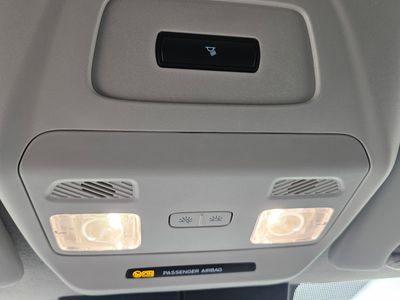 2025 Ford Transit-150 - Photo 19