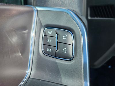 2026 Ford F-350SD - Photo 12