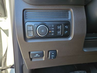 2026 Ford F-350SD - Photo 17