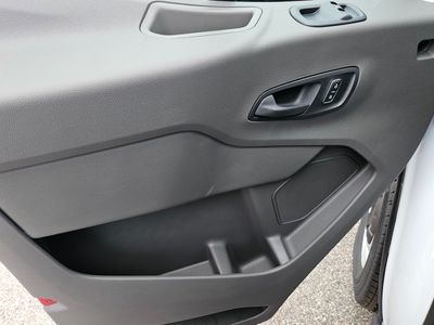 2025 Ford Transit-250 - Photo 12