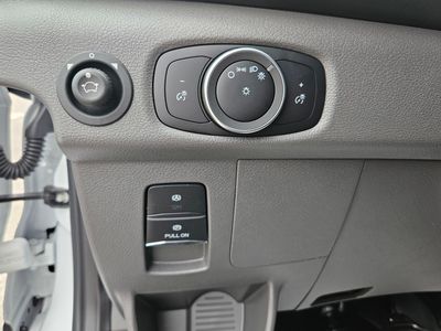 2025 Ford Transit-250 - Photo 15