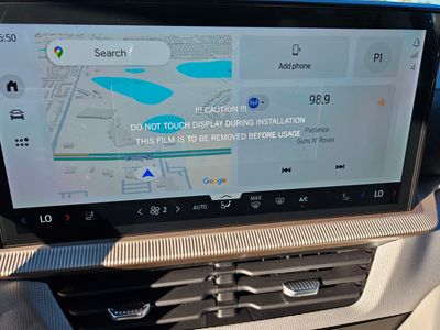 2026 Ford Explorer — photo 15 view