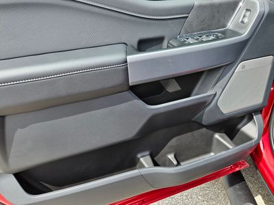 2025 Ford F-150 - Photo 13