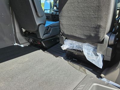 2025 Ford Transit-150 - Photo 30