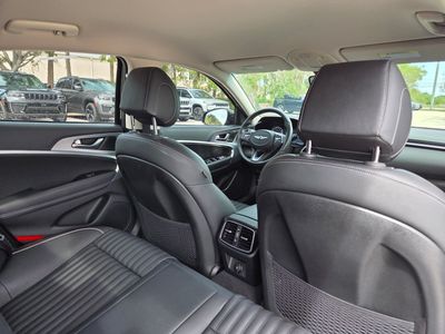 2023 Genesis G70 - Photo 12