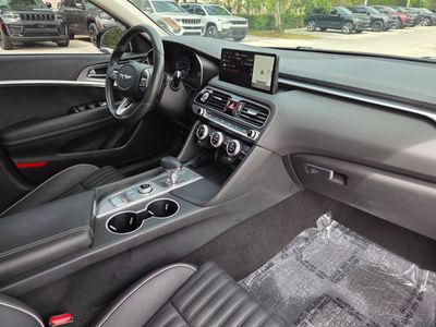 2023 Genesis G70 - Photo 9