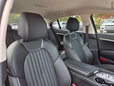 2023 Genesis G70 - Photo 11