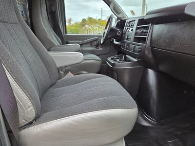 2024 GMC Savana 2500 - Photo 10