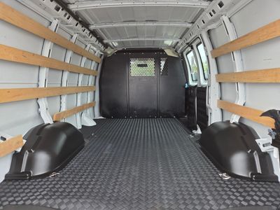 2024 GMC Savana 2500 - Photo 16