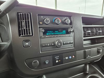 2024 GMC Savana 2500 - Photo 27